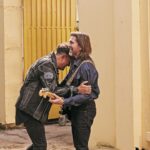 Carlos Vives Instagram - Hace 30 años tuve el sueño de trabajar por un movimiento de música en Colombia al que llamé “El Rock de mi Pueblo”, Juanes fue pionero en el camino a cumplir ese sueño y me da alegría ver tantos recuerdos juntos en nuestras carreras ¡Gracias por ser tan especial Juan, te quiero!❤️ @juanes