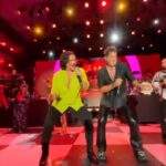 Carlos Vives Instagram - ¡Venir al carnaval siempre nos trae mucha alegría! ‘Eso es mondar’ tuvo el mejor de los recibimientos, celebramos con leyendas del fútbol colombiano, invitamos a los pelaos de Estereobeat que nos trajeron todo el Samarian Power, bailamos con la reina Melissa Cure y hasta me tomé el whiskey que tenía pendiente Silvestre ¿Que más puedo pedir? Definitivamente Barranquilla es la: _________🙌🏼🍌 @metroconcierto @estereobeat @melissacure @silvestredangond @fcfseleccioncol #EsoEsMondar