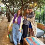 Carmen Villalobos Instagram - No les puedo explicar mi felicidad de esta mañana al ver a estas dos mujeres que quiero tanto 💜! Amistades que aunque nos veamos una vez cada tanto, son amistades de verdad !!! Que desayuno tan Rico y que desatrasada tannnnn necesaria 🤗 @mabelmoreno1 @lucesvel