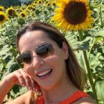 Carmen Villalobos Instagram - Paseando por la tierra de los girasoles en Toscana 😻 Literal, hermosos campos de oro 🌻🌻🌻🌻🌻🌻🌻 La Toscana, Italia
