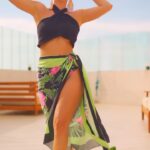 Carmen Villalobos Instagram - Feliz inicio de semana mi gente bonita 💚 Cómo les pareció el capítulo desde Cartagena??? Yo lo amé❤️ ! Y esta semana viene más 🔥🔥🔥 porque conoceremos al primer semifinalista 😱! No te pierdas #topchefvip2 a las 7/6c por @telemundo M&H @normajaneid stylist @jorge.malave
