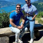 Carmen Villalobos Instagram - Hoy nos pusimos de acuerdo con el paisaje 💙! No les podemos explicar lo hermoso que es este país #suiza🇨🇭 ! A donde miremos es espectacular ✨😻 Los queremos un montón 🫶🏻! Feliz domingo para todos 😎 Interlaken,Switzerland