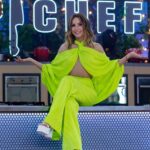 Carmen Villalobos Instagram - Nueva semana en #topchefvip2 🔥 Esta noche otro eliminado ! Nos vemos a las 7/6c por @telemundo M&H @normajaneid Stylist @jorge.malave Look @silviatcherassi Photos by @10grb