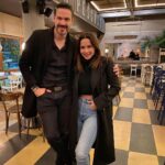 Carmen Villalobos Instagram - Uno de los propósitos para este año fue ver más a mis amigos y tener más tiempo para seguir fortaleciendo mis amistades! Gracias mi @doclizariza @jasonlizarazo @greenamarilla por la noche de anoche 🤗 echamos carreta, comimos delicioso , reímos y adelantamos cuaderno 😎! Se les quiere un montón ❤️❤️❤️❤️❤️