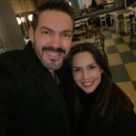 Carmen Villalobos Instagram - Uno de los propósitos para este año fue ver más a mis amigos y tener más tiempo para seguir fortaleciendo mis amistades! Gracias mi @doclizariza @jasonlizarazo @greenamarilla por la noche de anoche 🤗 echamos carreta, comimos delicioso , reímos y adelantamos cuaderno 😎! Se les quiere un montón ❤️❤️❤️❤️❤️