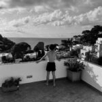 Carmine Buschini Instagram - Campania, 1 settembre La fine delle vacanze estive è un po’ come un vecchio film in bianco e nero: ti genera nostalgia ma ti registra una carrellata di ricordi fatti di luoghi e persone che porterai sempre con te. E voi siete pronti a ricominciare? 💪🏻 Un abbraccio 💙