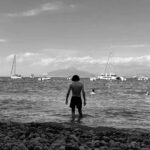 Carmine Buschini Instagram - Campania, 1 settembre La fine delle vacanze estive è un po’ come un vecchio film in bianco e nero: ti genera nostalgia ma ti registra una carrellata di ricordi fatti di luoghi e persone che porterai sempre con te. E voi siete pronti a ricominciare? 💪🏻 Un abbraccio 💙