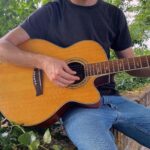 Carmine Buschini Instagram - Savignano sul Rubicone, 24 Giugno Mio padre mi fece innamorare della musica e mi insegnò a suonare la chitarra quand’ ero bambino, è stato il nostro primo modo di comunicare, e tutt’ ora è fra quelli con cui riesco a raccontarmi più spontaneamente; la porto sempre nel mio lavoro ogni volta che ne ho la possibilità, vuol dire tanto per me. 💙