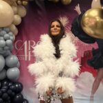 Carola Häggkvist Instagram - Kul när man lockar fram spontan skratt hos väninnorna … Så här såg Camilla Brincks och min konversation ut igår. Och Sannas och min idag på väg till spa ( se story ) på jobb jul möte! Och så ALLA super fina kommentarer jag fått efter helgens BIO premiär ifrån CAROLA festen på Avicci arena som nu kan ses på nära håll. Glad e jag. Puss & kram. Nu ska jag både på fotbollsmatch och Bobbys release party… Nu är alla jul låtar spikade så nu kan jag andas ut. Och andas in … #tacksam #korvenvargod #liteskitrensarmagen ##enheltvanligtovanligmåndag
