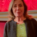 Carola Häggkvist Instagram – Lollos intervjuer. Premiärpubliken ♥️ Biofilmen ”Carolafesten-40 år sedan Främling” visas på biografer runt om i landet. Länk till biljettköp i bion ovan /Lollo Sjaunja, Team Carola