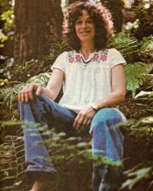 Carole King Instagram - ☮️❤️ 🌿
📷 Carole King 
Family Archives