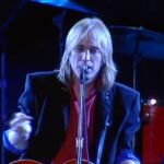 Carole King Instagram - Remembering Tom Petty . 💔 #tompettyandtheheartbreakers #FarmAid #dontbringmedown #goffinkingsongs
