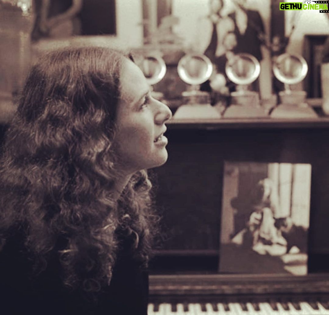 Carole King Instagram - 1972 📷 Jim McCrary Courtesy Lou Adler/Ode Records