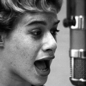 Carole King Instagram - 17 year old Carole in the studio.

RCA Studios, 1959
Courtesy Sony Entertainment Music Archive