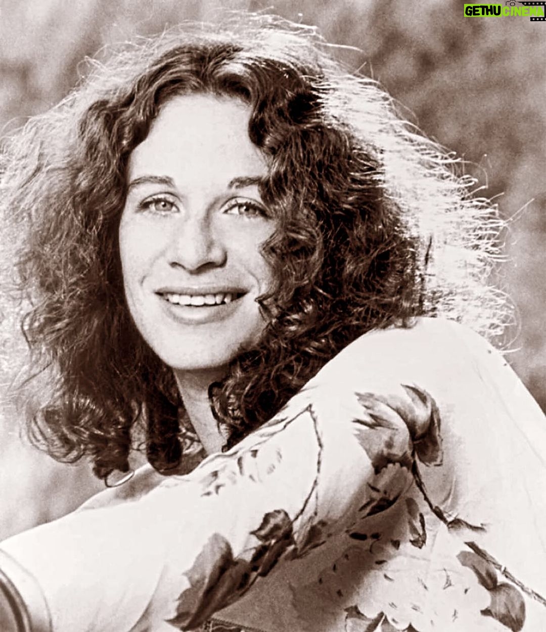 Carole King Instagram - Repost from @lostcanyonsla • “If the Sunset Strip was the commercial center of the pop music and club scene in 1968, Laurel Canyon was its residential center. Wannabe rock stars and groupies waited on line at night to get into clubs on Sunset Boulevard, reveled in both the music and the scene, then crashed in the bedrooms of Laurel Canyon. “You could drive along the winding roads of the Canyon any time of day or night and see people in varying degrees of substance-induced consciousness. The drugs of choice were mostly hallucinogens - marijuana, psilocybin, and LSD, or, as they were called in the parking lot of the Canyon Country Store, pot, shrooms, and acid. As I drove up and down the Canyon in the Mustang with the top down, I could hear music from the side canyons competing with the tunes coming out of my car radio. I could never tell if the local music was live or recorded, but music was always in the air and on the air.” - Carole King from her memoir “A Natural Woman.” 📷 Unknown #caroleking #singersongwriter #folkmusic #folksinger #classicrock #laurelcanyon #1960smusic #1970smusic