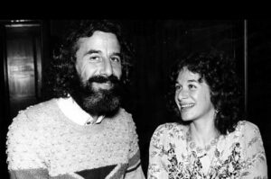 Carole King Instagram - Happy birthday Lou! 
Love you.
#LouAdler