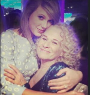 Carole King Instagram - Congratulations to my friend @taylorswift, on being named the @time magazine Person Of The Year. So proud of you!

📷 @elissa_kline