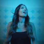 Carolina Ardohain Instagram - 👌🍿 con @samsungargentina tener un cine en casa es posible! lanzaron un TV enorme y obvio lo quise conocer! Podemos confirmar que el nuevo 98 pulgadas es #RealmenteWow? 💥