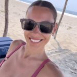 Carolina Ardohain Instagram - 💕 🕶️ @infinitbypampita Y a vos cual te gusta más?
