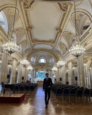 Carolina Ardohain Instagram - Felicitaciones @robergmoritan !
Ministro de Desarrollo Económico de la Ciudad de Buenos Aires! 👏
Te veo todos los días como pones el cuerpo y el corazón.
Me llena de orgullo, y me da mucha esperanza y Alegría! 
😍💕✨