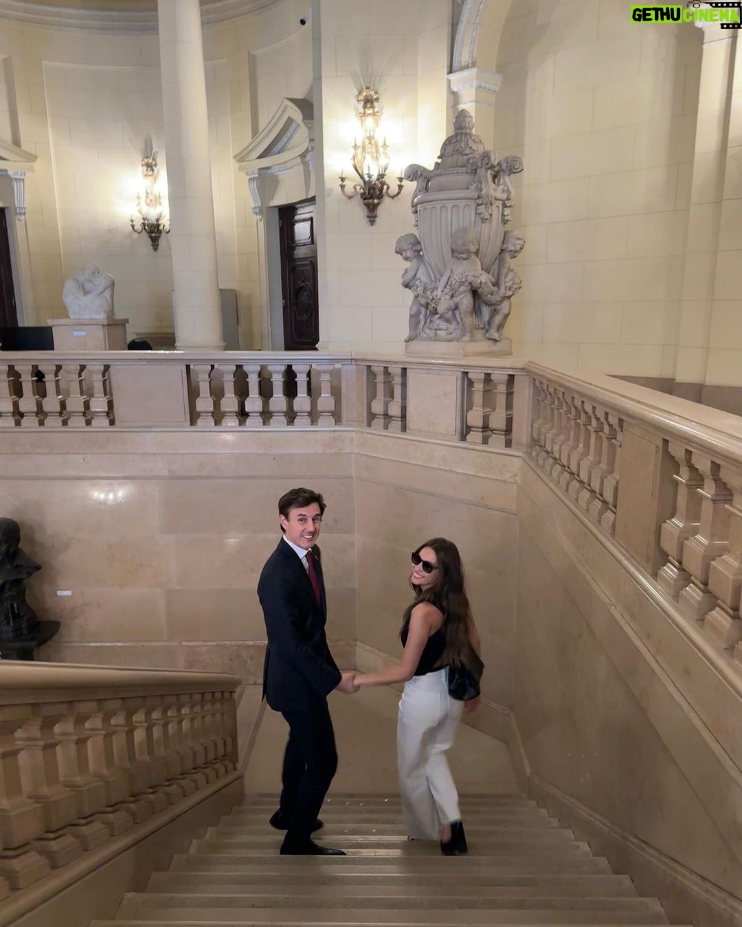 Carolina Ardohain - 252.8K Likes - Felicitaciones @robergmoritan !
Ministro de Desarrollo Económico de la Ciudad de Buenos Aires! 👏
Te veo todos los días como pones el cuerpo y el corazón.
Me llena de orgullo, y me da mucha esperanza y Alegría!
😍💕✨
