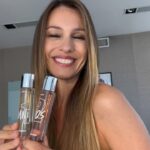Carolina Ardohain Instagram – GIGOT creó este nuevo dúo de fragancias femeninas: UNI y DOS, podés usarlas de forma individual o combinarlas entre sí para obtener una tercera fragancia increíble y original, porque todo es mejor cuando estamos unidos. ❤

UNI es de la familia Floral-Frutal y DOS es Ámbar-Frutal. Podés conseguirlas a través de una revendedora GIGOT o comprarlas en su tienda online ingresando en www.gigot.com.ar.