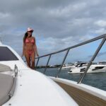 Carolina Ardohain Instagram - @flamingoboatrental 👌🛥️🌊 Para paseos en barco en Miami tu mejor opción con capitanes certificados . Tienen barcos para todos los presupuestos!