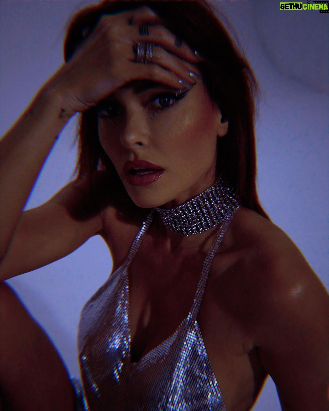 Caroline Receveur Instagram - Page 357 of 365 Dubai, UAE