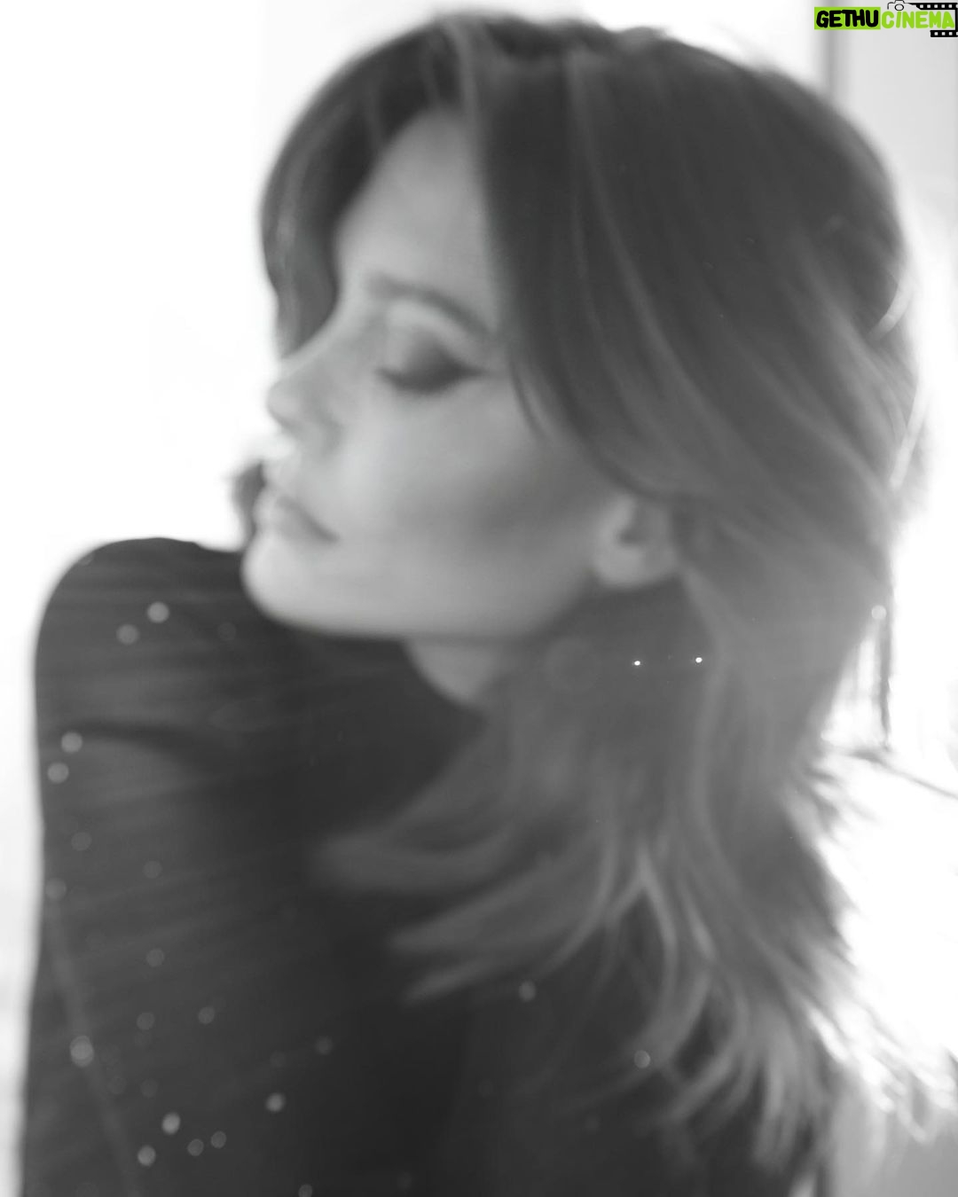 Caroline Receveur Instagram - tell the wolves I’m home. 25hours Hotel One Central