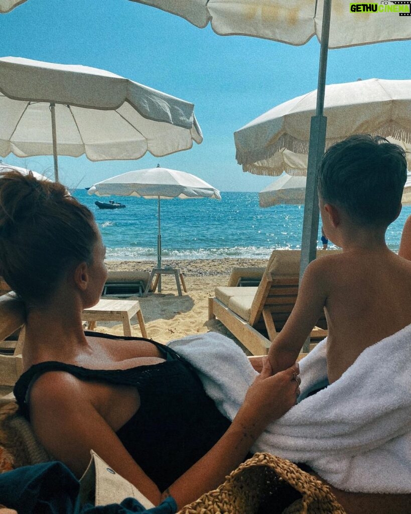Caroline Receveur Instagram - Life lately 🖤 Saint-Tropez