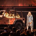 Carrie Underwood Instagram - Such a fun weekend @resortsworldlv !!! Thanks to everyone who came out to party!!! #Reflection #Vegas 📸: @jeffjohnsonimages