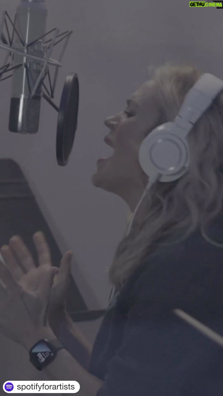 Carrie Underwood Instagram - #Repost @spotifyforartists ・・・ Forever thankful for @carrieunderwood giving us a behind the scenes look at the making of #OutOfThatTruck using Clips on Spotify ✨