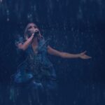 Carrie Underwood Instagram - We’ve had 2 amazing weeks of #REFLECTION so far this month, and 1 more week to go before the end of this 2023 run! You all have been amazing and I’m so thankful for everyone who’s come out to see us! Who’s coming this week? 🎥: @jeffjohnsonimages