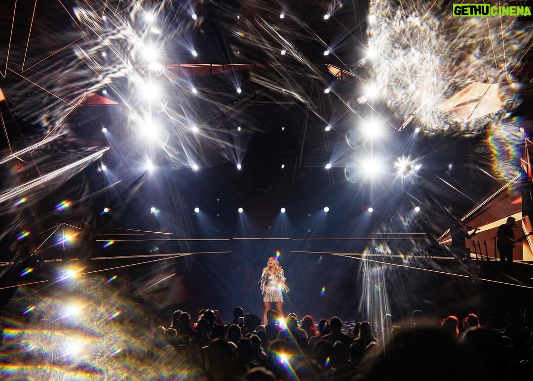 Carrie Underwood Instagram - And, that’s a wrap on #Reflection for 2023! What a fun show to end on!!! Thanks to everyone who came out this year to see us! We’ll see you next year!!! @resortsworldlv #Vegas #blessed 📸: @jeffjohnsonimages