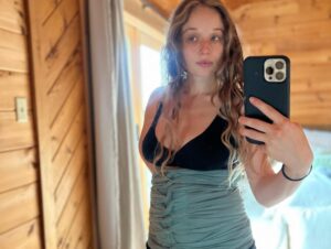Carson Meyer Instagram - Three Weeks Postpartum 🦋 

Feeling incredibly grateful to be holding this divine being in my arms and to have the support we need to thrive during this sacred time. 

I believe that there are four pillars  of postpartum recovery; Nourishment, Rest, Touch and Support. Postpartum looks different for everyone and needs are unique to each family.  Here’s how we’ve been navigating our transformation. 

- NOURISHMENT: Healthy meals (mostly in bed) to support lactation and recovery from @wearechiyo and home-cooked by the lovely @wombtowaddle from @motherbees cookbook. 

- REST: For us, rest means not hosting until we feel ready, putting work aside and bed sharing (which is so important to me it will be getting it’s own post. )

- SUPPORT: Wonderful friends, the best partner and a long list of birth workers to turn to makes all the difference. This week I zoomed with @bellibind and @allisonoswald. I made a long resource list that you can find on my website of all of the best doulas, lactation consultants and more. I’ve leaned on most of these people as a doula and throughout my own pregnancy and postpartum. 

- TOUCH: Many people think that a postpartum doula is there to care for baby. Although that may be the case for some, my postpartum doula cares for me so I can show up for Lou. She provides healing touch through body work that calms and resets my nervous system. 

Our culture, economic model and healthcare system are not set up to support the optimal health of mom and baby after birth, making it very challenging for many women to receive proper care. 
In the US these pillars are seen as luxuries, but in other cultures they are viewed as necessities. There are many ways families can set themselves up for success and @littlehoneymoney is one of them! It’s such a brilliant concept that is changing the landscape of how we show up for new parents and has been such a gift to us! 

If you’re looking for more community and guidance in preparing for and navigating this special time join my next Growing Together circle starting March 7th on zoom. Link in bio to sign up.