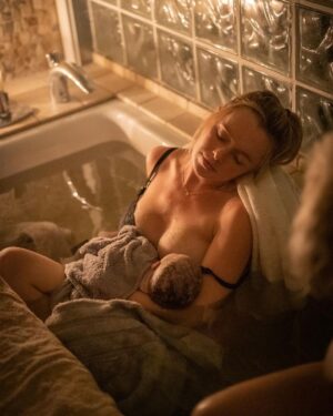 Carson Meyer Instagram - ✨ Normalizing Homebirth ✨ Wrote a piece for @thefullestco about the history, misconceptions, politics and safety of homebirth! Check it out on their site. 

Photo by me @ccmeyer of the majestic @rosekane