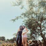 Carson Meyer Instagram – Village Appreciation Post 🌻

People keep asking me if I have a doula and the truth is I have many ! I feel so held by these amazing women and so lucky to be supported by their wisdom and gifts. 

In the first trimester my back was out of wack and @drmauramoynihan and @allisonoswald came to my rescue immediately to help me discover what my body was asking of me physically and emotionally. 

As soon as I got to LA for a visit @integrateflow_birth brought my nervous system into deep relaxation with her touch, soulfulness and nourishing food. 

@jackierobertswellness has keep my body feeling so good with her deep tissue massage. 

@umamother inspires deeper consciousness and connectivity through breath, grounding movement meditation. I have always admired her as a doula sister and am excited to take her virtual yoga class all the way from NC. 

Not long ago @sianfujikawa was my doula client but now she holds space for me and my preggy Malibu girlfriends as we flow and chat under the summer sun. 

My incredible midwife @thevitalwoman is such a grounding force and wise woman in my life. I know my baby and I are so consciously held by her and are so lucky to have a midwife with such a deep trust in birth. 

And last but not least my soul sister @lbreggy who is just my whole-entire-life-on-earth-doula. Inspires me everyday as a doula and woman 🌞

There are so many others not listed here who I have deep deep appreciation and admiration for. I created a list on my website of all of the wonderful wellness practitioners, doulas and midwives I love working with. List is mostly based in LA but it is growing beyond and many here offer virtual services so go check it out and build your village of support!