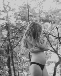 Carson Meyer Instagram - Walking alongside hundreds of women on their journeys to motherhood has been the greatest preparation for my own pregnancy - which has been blissful beyond my expectations. Each and every mother and baby I’ve had the privilege of supporting has given me the greatest gift and has taught me more than they may realize. I always say, the more births you attend the less you know about birth but the more trust you have in it. Every single birth and pregnancy is unique, like the life that comes from it. Each one serves as a reminder that this process is not a formula or a textbook. By design, it is intended to challenge the hyper analytical human mind that just wants “answers.” It is a spiritual path. One that requires tremendous trust and surrender no matter which way you do it. Thank you to all my doula mama sisters for showing me the way and showing me what strength is. I’ll be hosting one last Growing Together Circle (for now) in July before taking some time off. Link in bio to join. 🌱