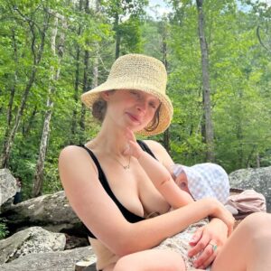 Carson Meyer Instagram - 14 Months of Breastfeeding (and counting) 🥛

We’re told it’s hard or we’re told it’s a breeze but for most its an experience somewhere in-between. 

We’re told that everything is supposed to be easy for it to be right but I don’t believe that to be true. It you’re a new mama in those early days of painful latching and engorge breasts, or a seasoned pro feeling hungry/ thirsty and tired from constant night feeds (🙋🏼‍♀️), if your baby is teething and biting your nipple or your battling mastitis or pumping at your office desk or trying to night wean a toddler, I see you. You’re not alone. Hang in there. 

For all the mamas anticipating their future breastfeeding journey I want you to make space for all of it. The highs and the lows. Breastfeeding takes patience, it requires commitment and it’s so worth it. 

I know that one day Lou will no longer want to crawl into my lap for milky and it will be bittersweet for both of us. Until then, I am savoring every moment and feeling grateful for this gift my body gives her and that she gives me. These bright blue eyes staring up at me is the greatest feeling in the world.