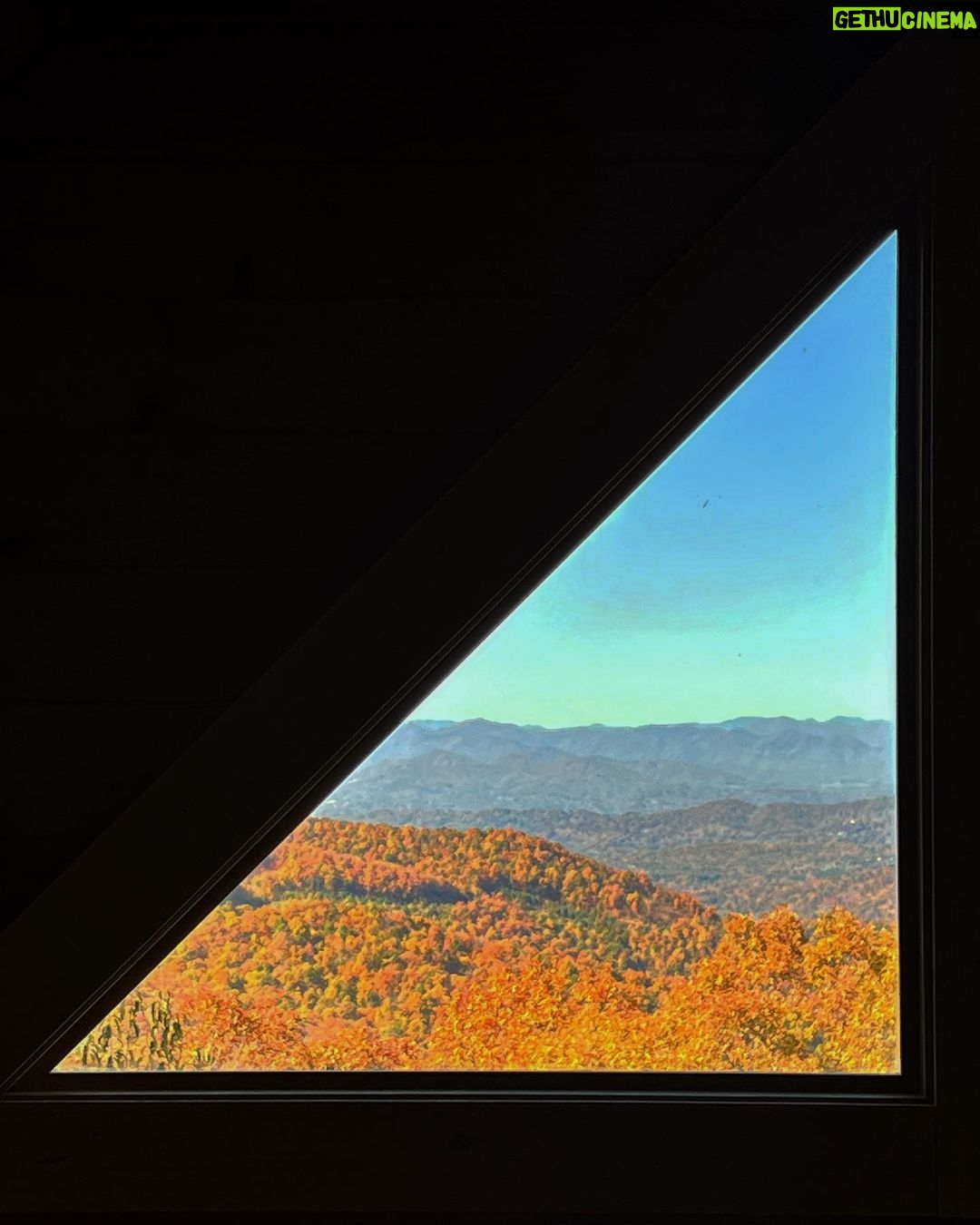 Carson Meyer Instagram - The colors of nostalgia