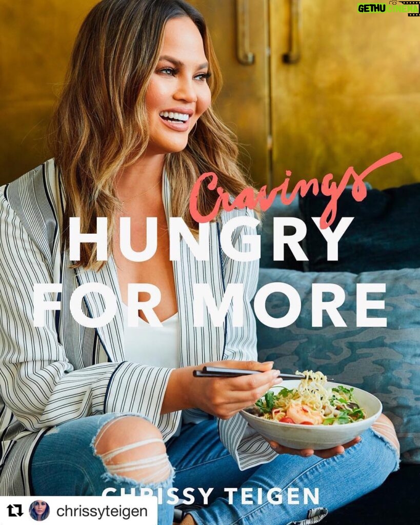 Casey Patterson Instagram - This cover! Just so perfect...happy, lovely Chrissy at her realest. It’s such a pleasure to watch from our perspective and see how much love and time she pours into making these recipes. Chrissy connects to the world through her passion for food and we’re all better for it! She’s also the only person to ever work my stupid German speaking oven, so I literally can’t cook without her 💋💋💋 Just pre ordered 100 books! Christmas is coming early to all my friends! #chrissytiegen #cravings