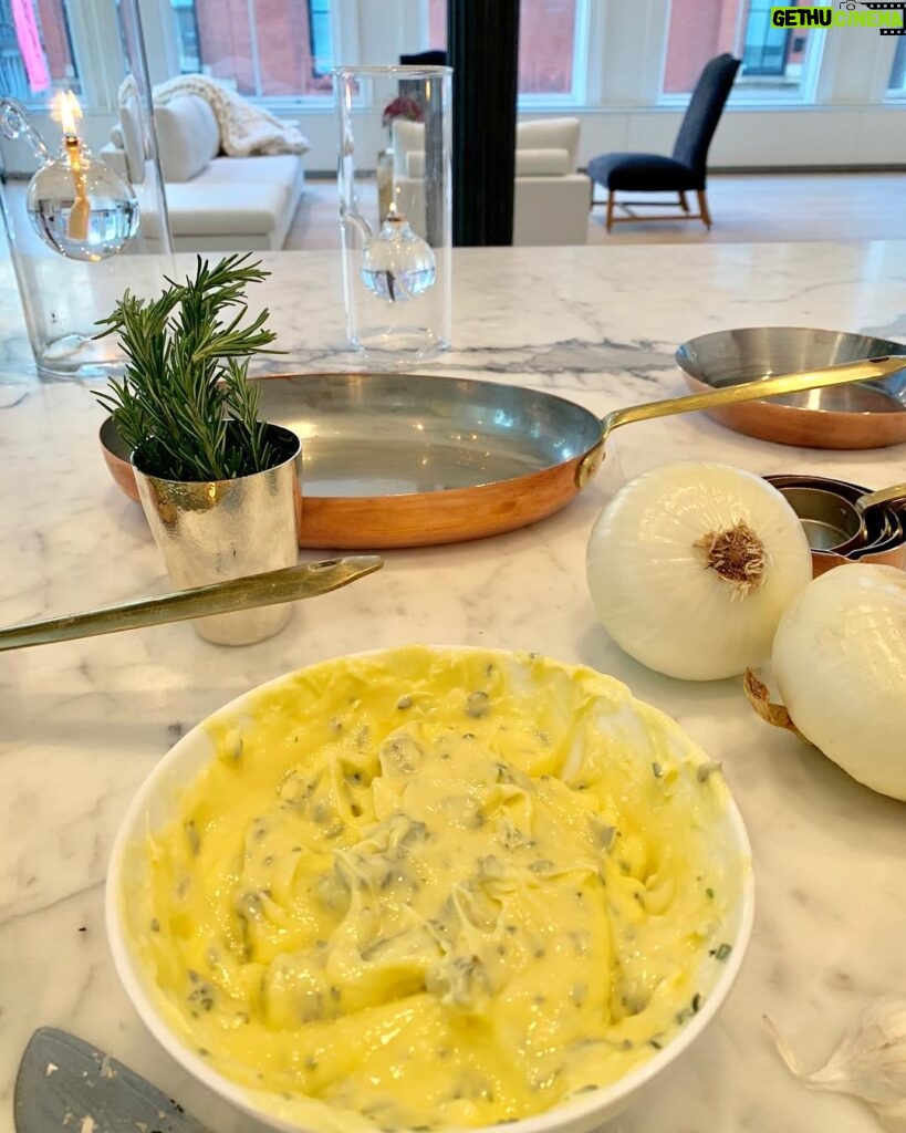 Casey Patterson Instagram - Sunday Supper #cooking in 2019 Soho