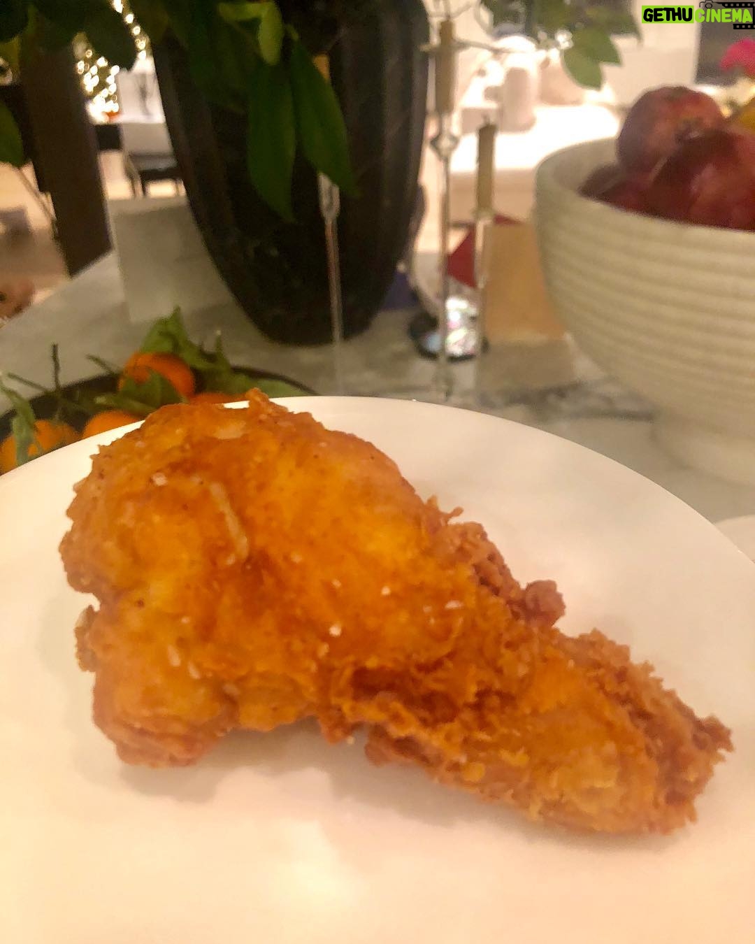 Casey Patterson Instagram - Killing the Fried Chicken game 3 ways today π π©π»βπ³ πKorean Fried ~ Truffle Honey Glazed π―π ~ and Double Dipped Southern Buttermilk πππ» Now... π₯π΄πΆ #friedchicken Soho