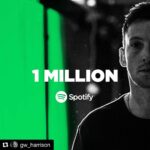 Casey Patterson Instagram - Have I mentioned that you should follow my cousin George on @Spotify 🇬🇧 @gw_harrison 🙌🏻