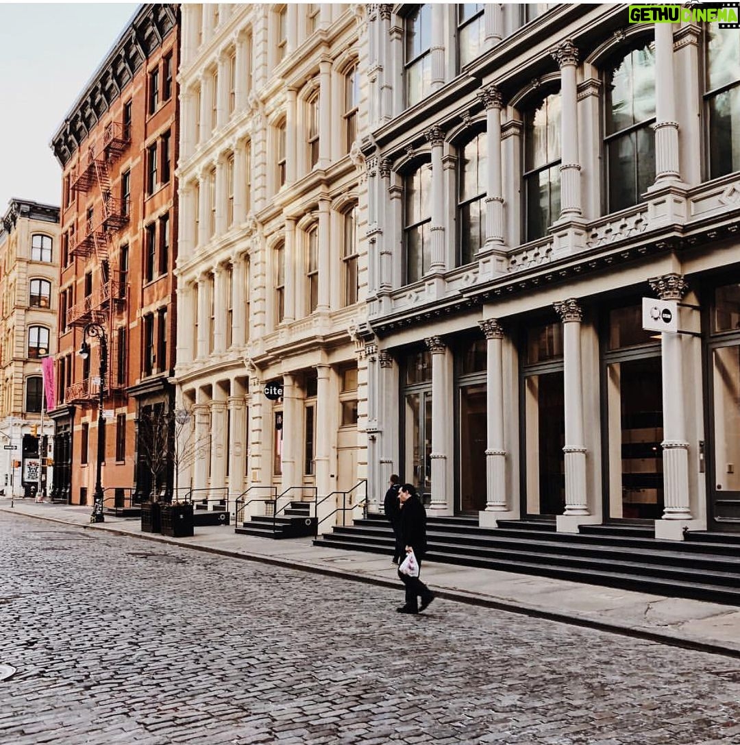 Casey Patterson Instagram - #Home Soho Sunday’s we’re going to miss you 🖤 Packed up and ready for a busy Summer/Fall/Winter slate. We got this Lola 🐶 I🖤U #NYC @louisvuitton 🖤 Soho, Lower East Manhattan, New York City