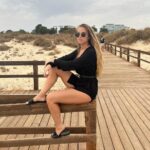 Catarina Jacob Instagram - Esta terra trás me memórias incríveis … foi tão bom recordar tudo! 📍MONTE GORDO 📍VILA REAL DE SANTO ANTÓNIO. Monte Gordo