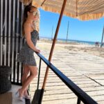 Catarina Jacob Instagram – 🏖15 anos depois a vibe não mudou…. Volta sempre onde foste feliz! #costadacaparica Costa De Caparica, Setubal, Portugal