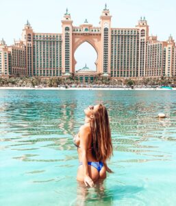 Catarina Jacob Instagram - Can i please go Back?! ❤️ #DUBAI Dubai