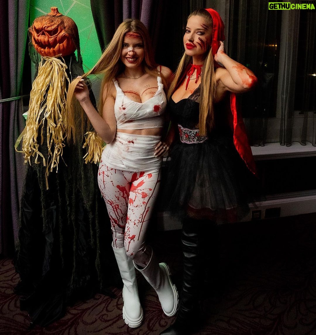 Catarina Jacob - 3K Likes - Happy Halloween 👻☠️