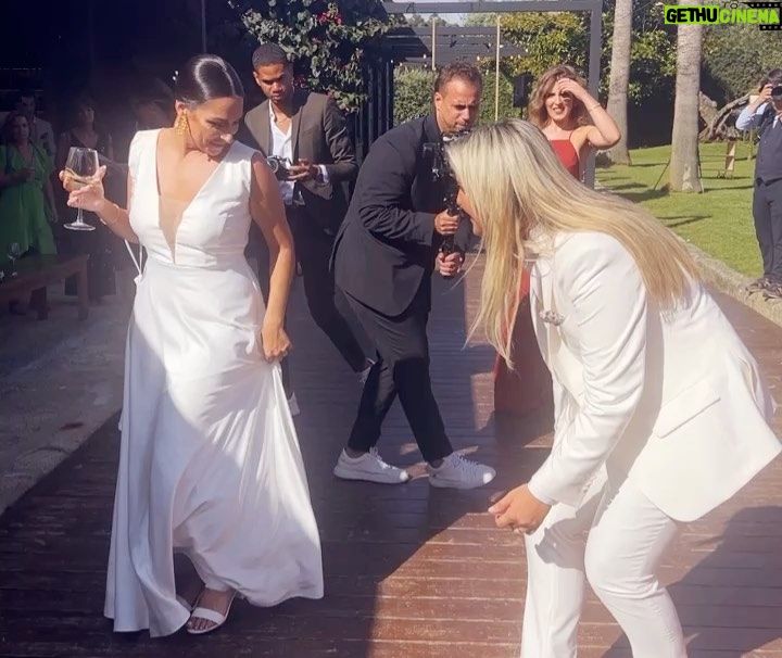 Catarina Jacob Instagram - Rodeados de amor somos mais felizes ❤️ VIVA O AMOR!!! @filipacvasconcelos @saramateusb @quintadoavesso Quinta do Avesso